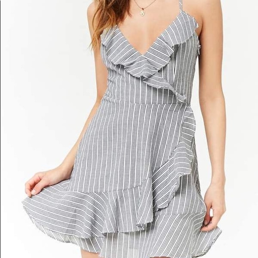 NWOT NEW Forever 21 Striped Dress Small